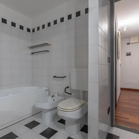 Apartment Piazza Trento Trieste Il Listone Exclusive Ferrara